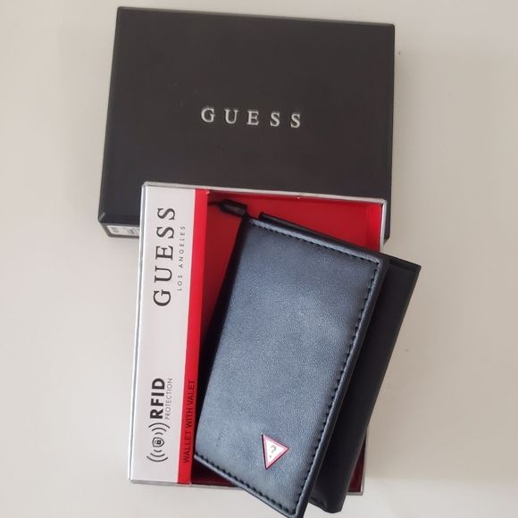 New in box authentic guess trifold men's wallet - Picture 2 of 5